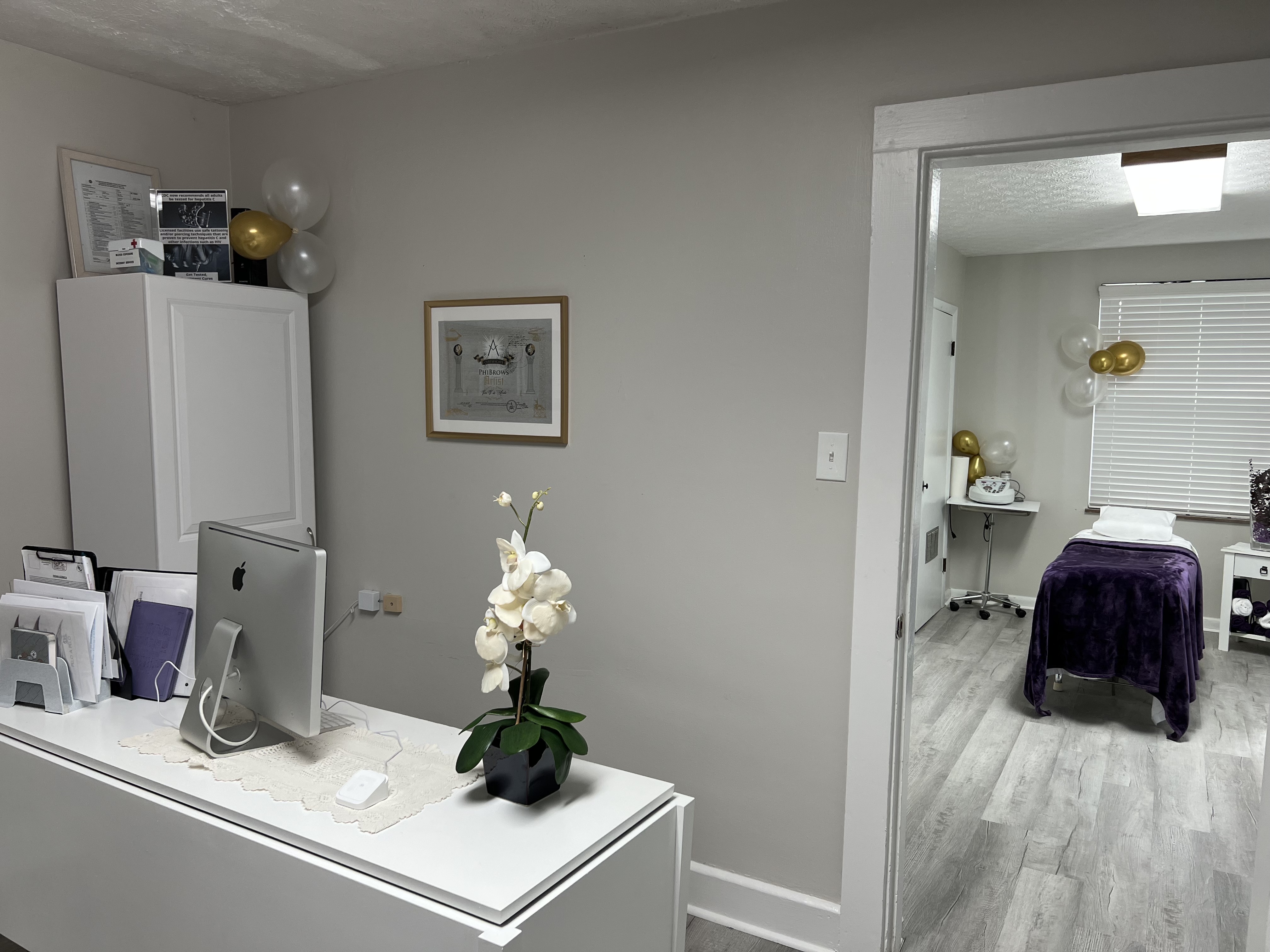 IrisBrows Studio Interior & Feature Wall