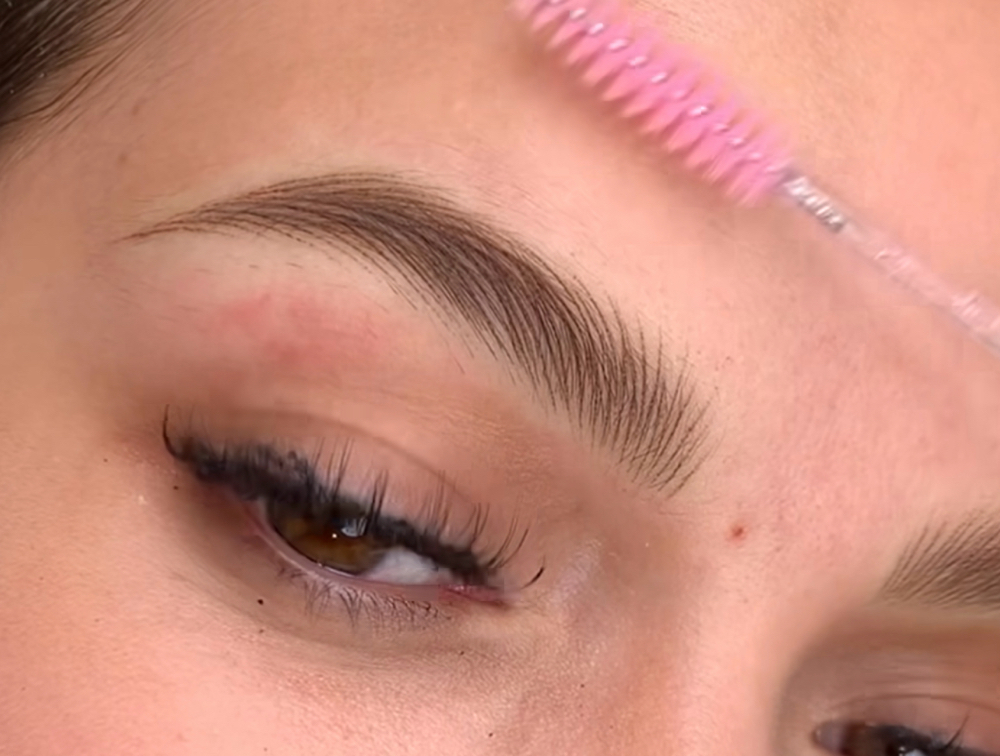Ombre Powder Brows by Samatha Nguyen